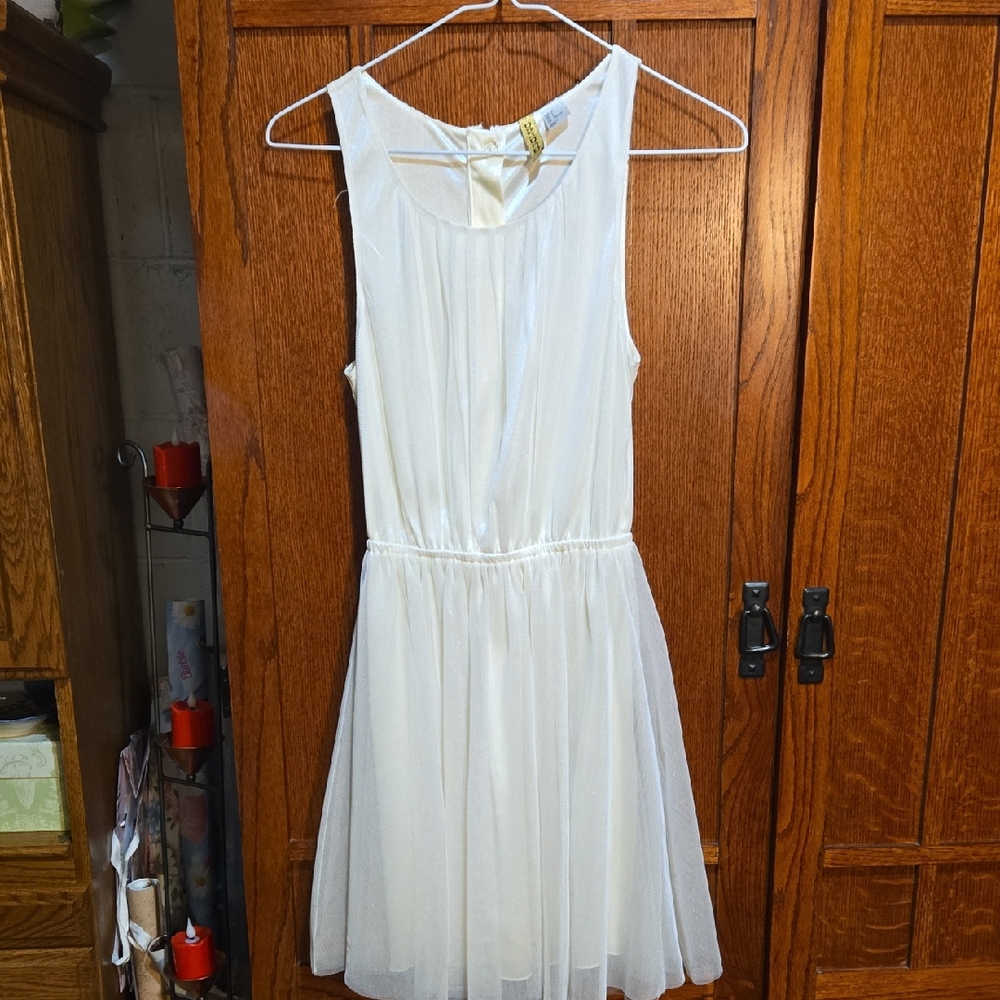 Size 2 Divided Sparkly Lined Mesh Fairy Dress